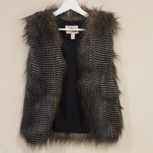 ❌SOLD! Faux Fur Vest❌